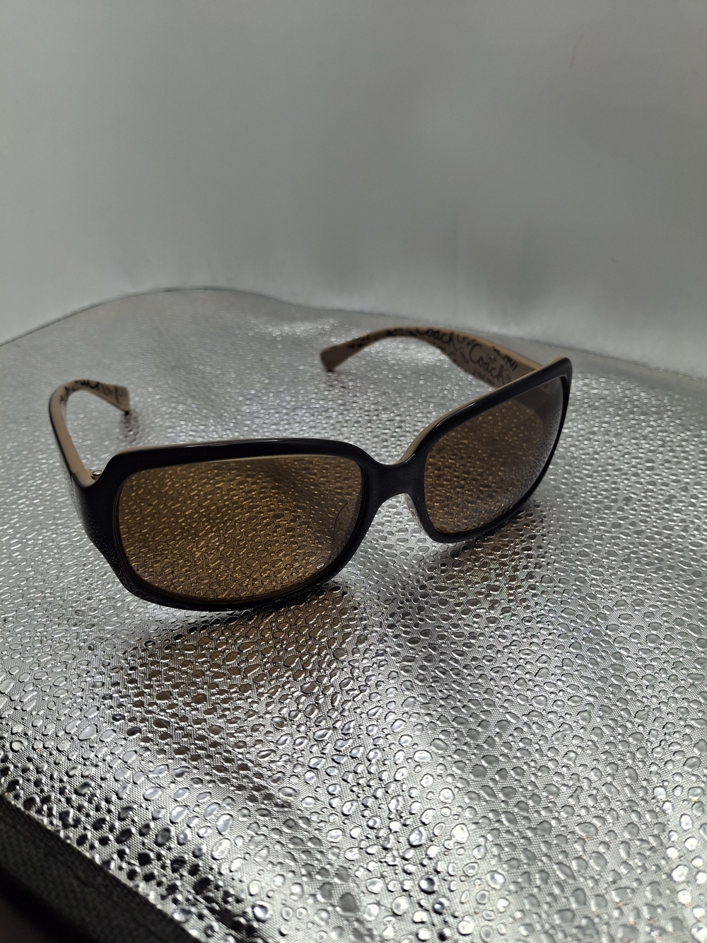 Coach Women’s Dark Brown Frame with Brown Gradient Lenses Sunglasses - Picture 6 of 6